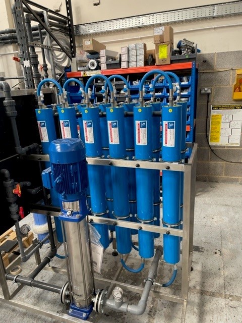4 x 300 psi vessels for Europe